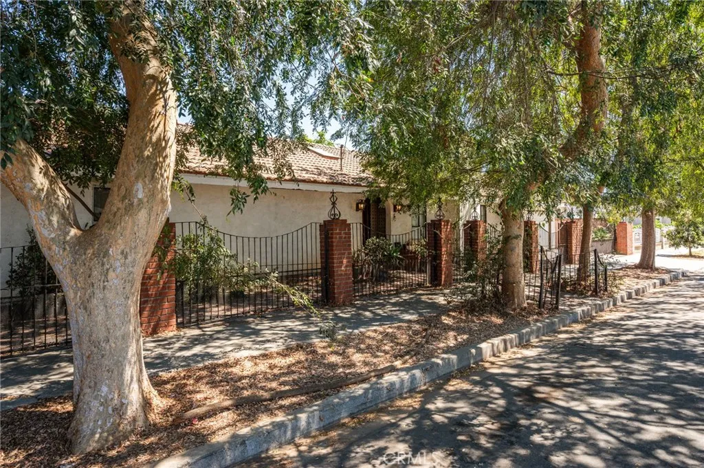 1122 Dominguez, Wilmington, California 90744 — photo 4