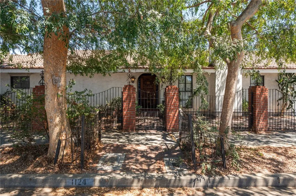 1122 Dominguez, Wilmington, California 90744 — photo 5
