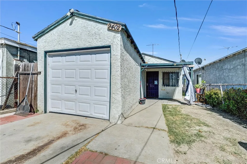 9402 Hickory