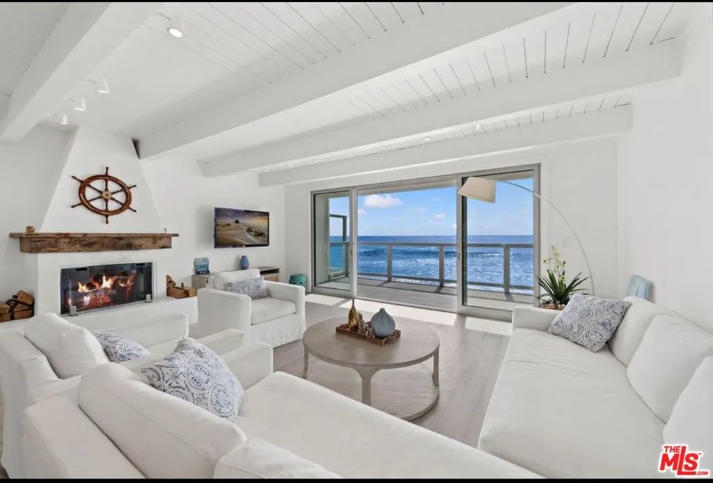 11770 Pacific Coast Hwy N
