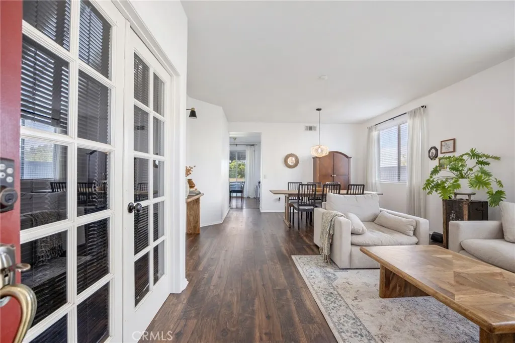 3843 Vitrina, Palmdale, California 93551 — photo 5