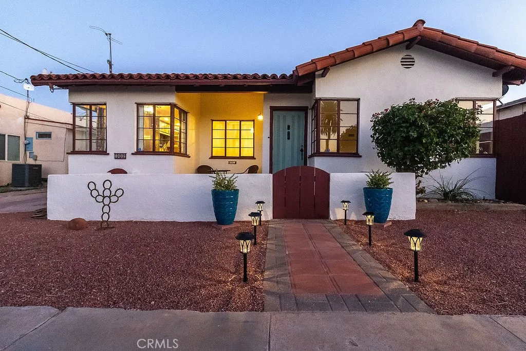 1417 Highland Ave