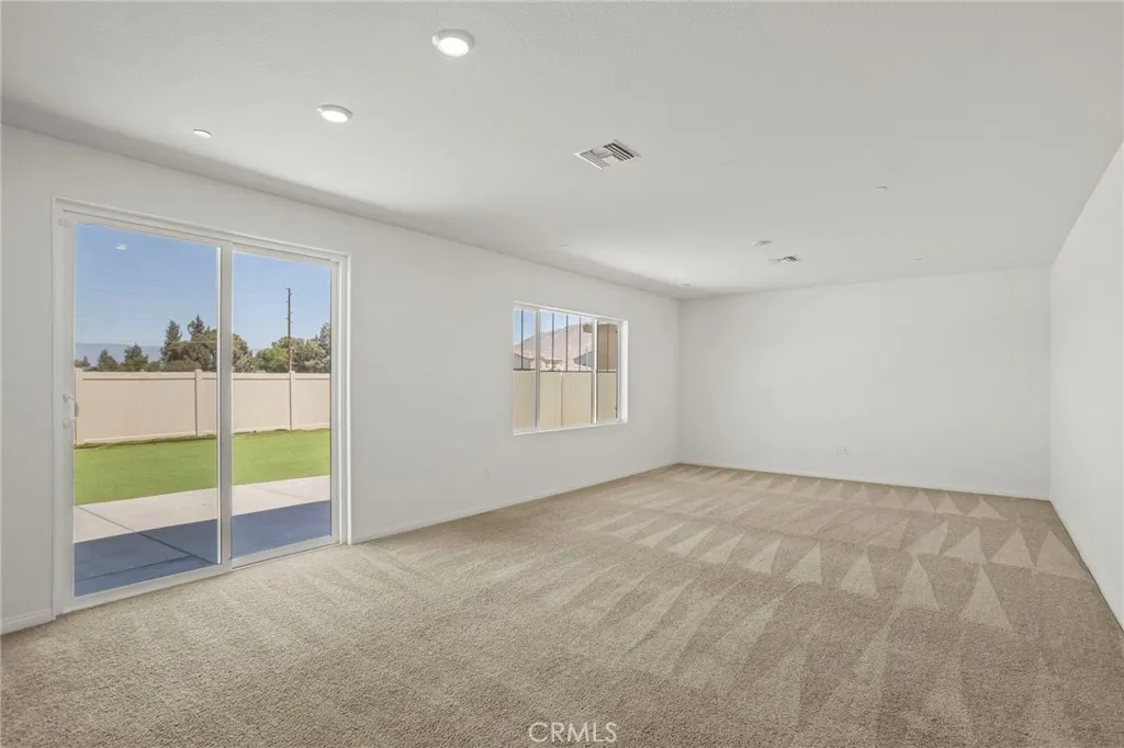 19278 Seeding Palace, Riverside, California 92507 — photo 5