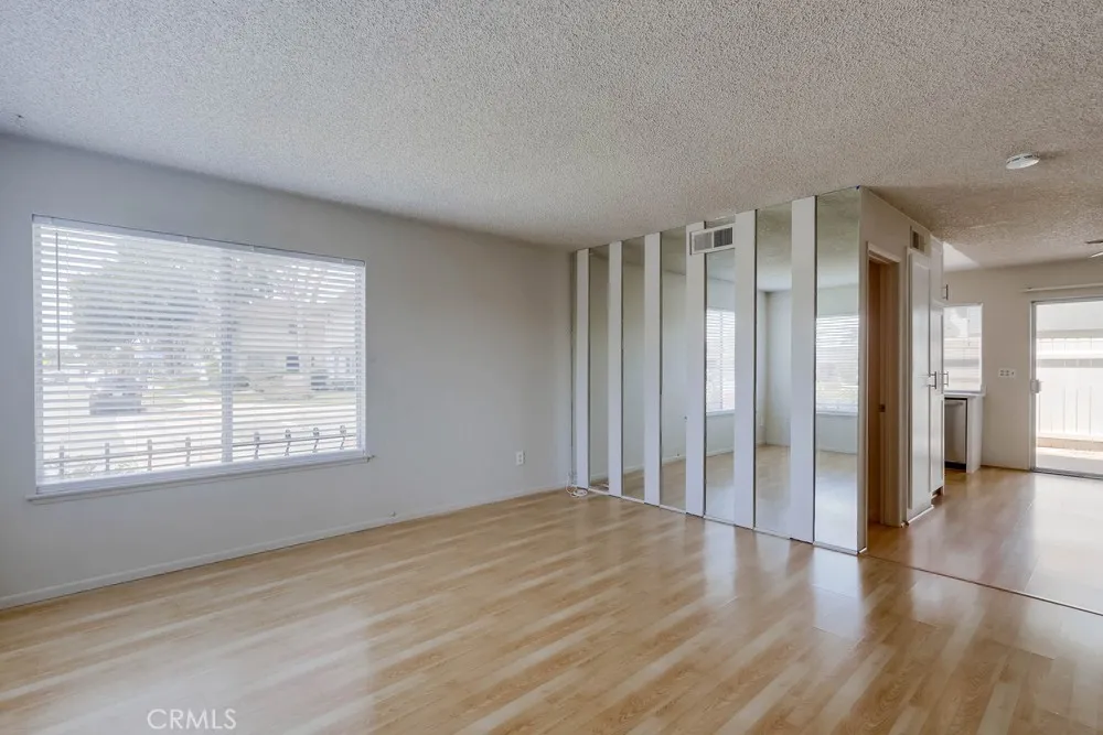 9502 Pettswood 7, Huntington Beach, California 92646 — photo 4