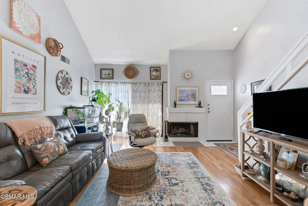 1253 Tivoli Ln