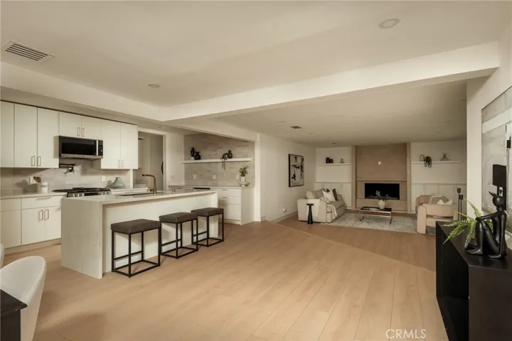 7842 Clearfield Avenue, Panorama City, California 91402 — photo 4