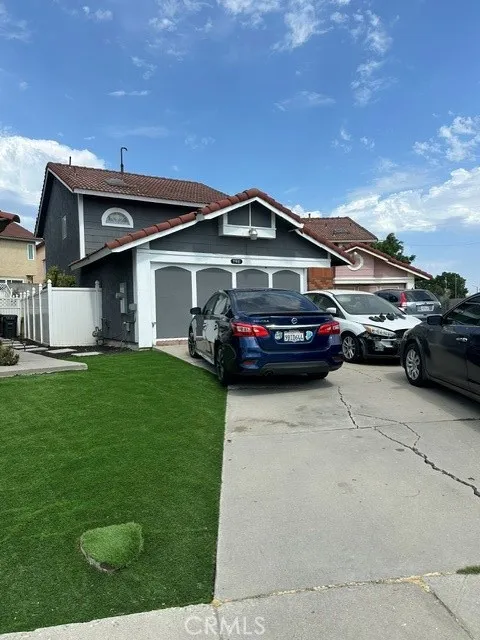 705 Matthisen Cir