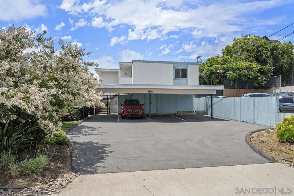 2108 3rd Ave