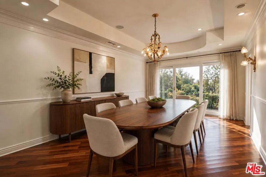 1915 Loma Vista Drive, Beverly Hills, California 90210 — photo 5
