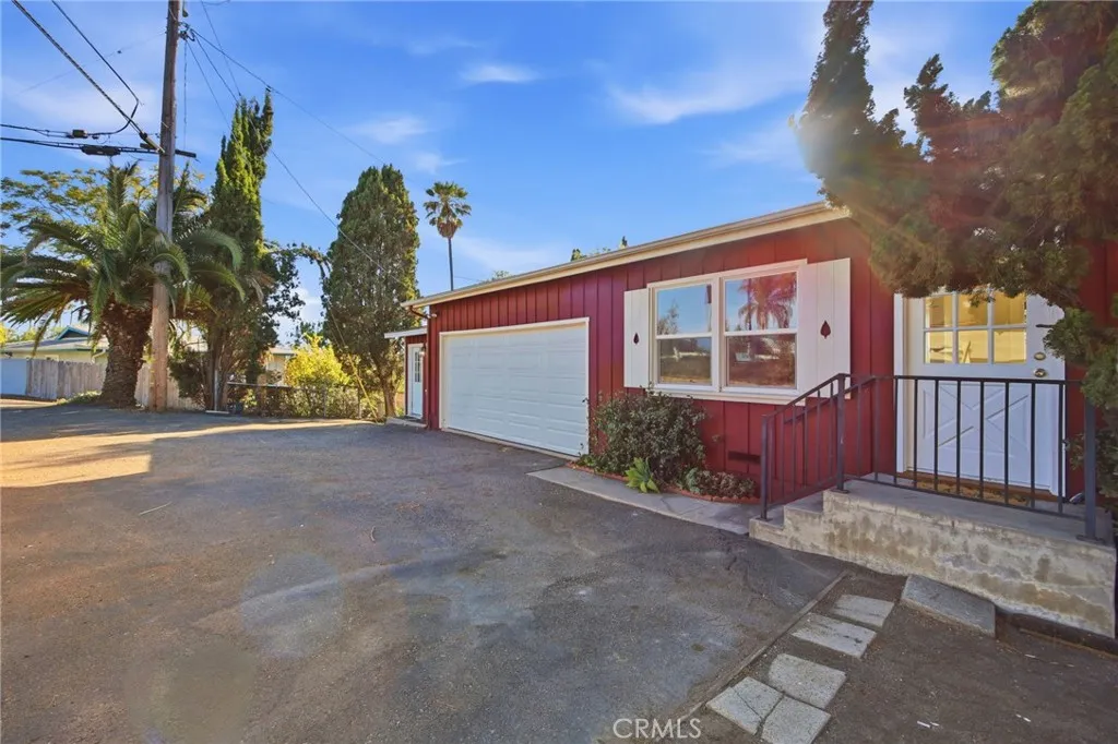644 Hillside Terrace, Vista, California 92084 — photo 4