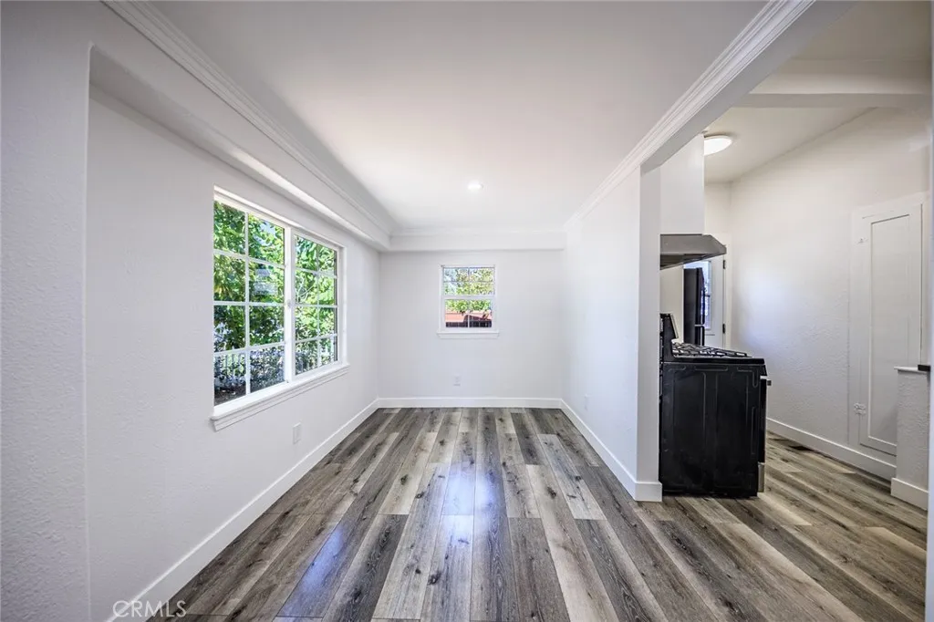 566 Oak Street, Glendale, California 91204 — photo 5