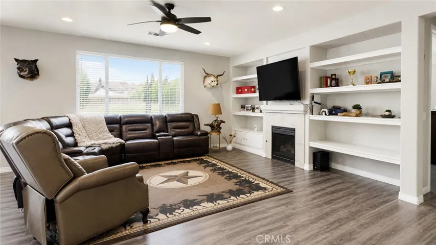 25136 High Plains Court, Menifee, California 92584 — photo 5