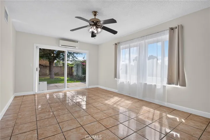 12446 Herrick, Sylmar, California 91342 — photo 5