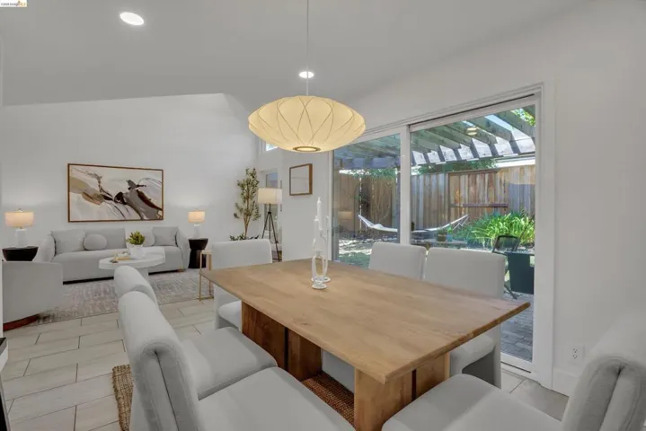 Varying ceiling heights with recessed lighting