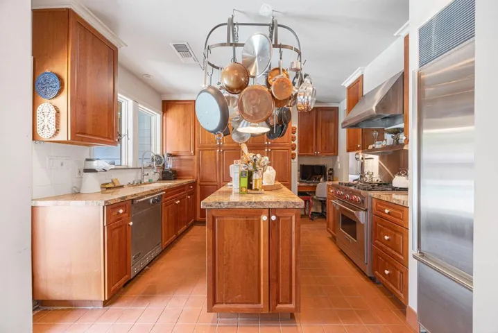 82-web-or-mls-068A7181