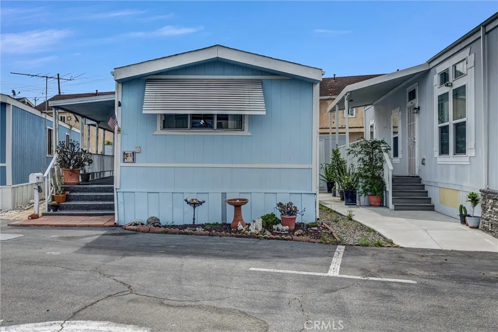 1973 Newport Blvd #3