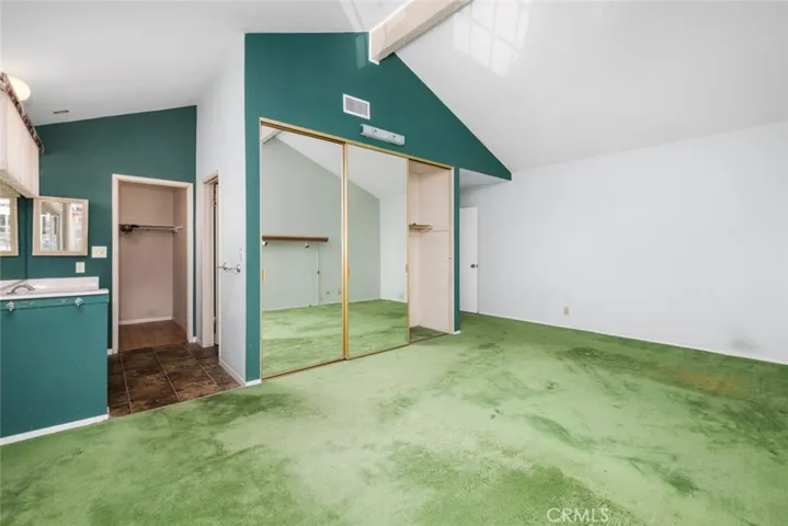 Private primary bathroom