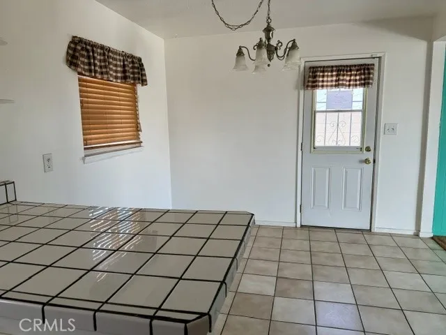 851 Linda, Barstow, California 92311 — photo 4
