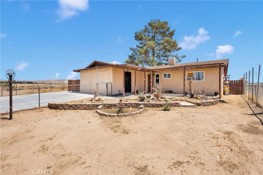 35391 Western Dr