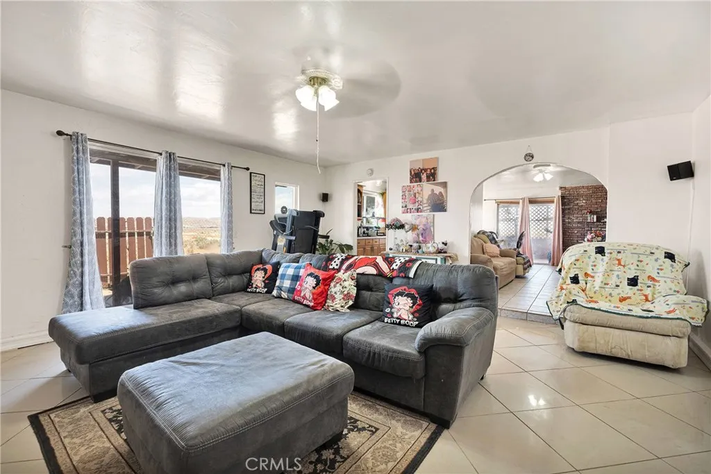 35391 Western Drive, Barstow, California 92311 — photo 4