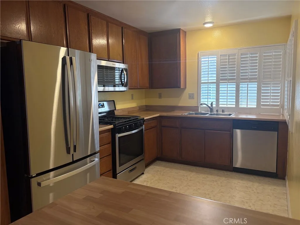 2470 Coventry Circle 66, Fullerton, California 92833 — photo 4