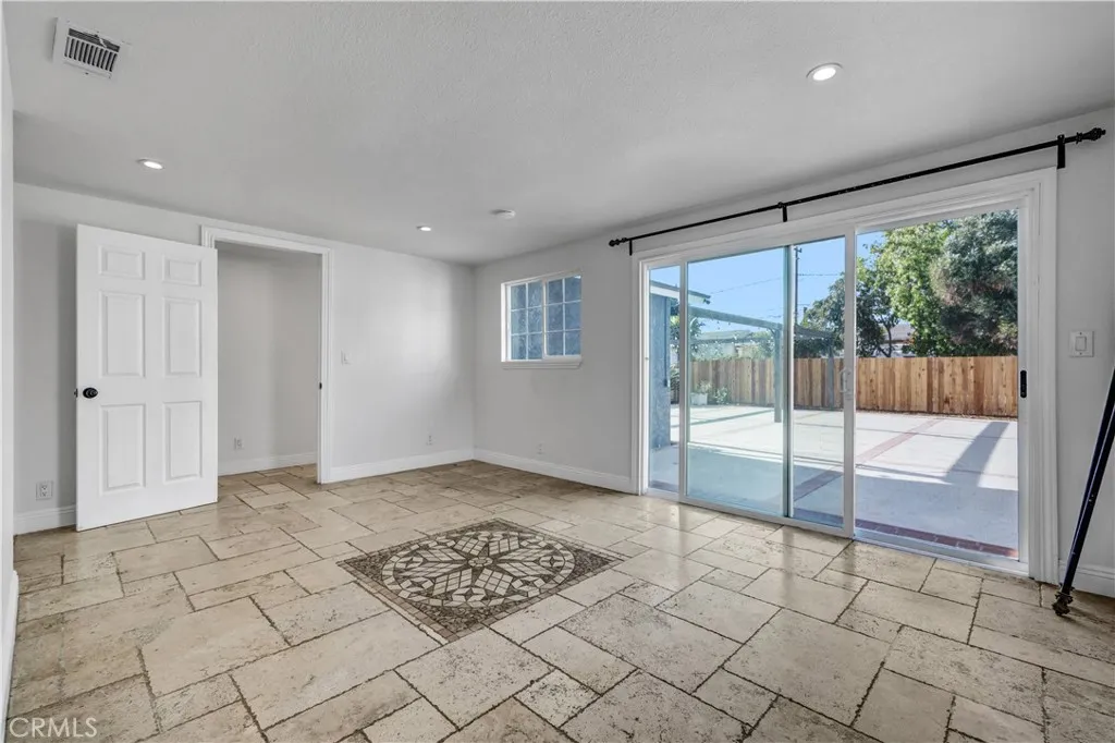 13933 Saranac, Whittier, California 90604 — photo 4