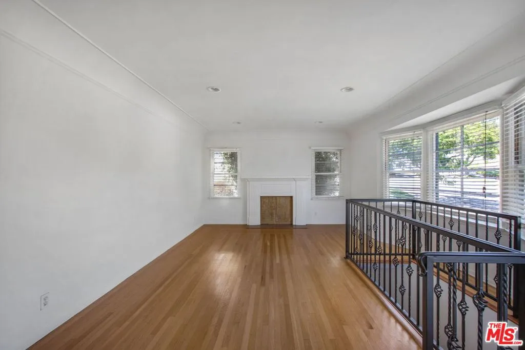 5039 Marburn Avenue, Los Angeles, California 90043 — photo 5
