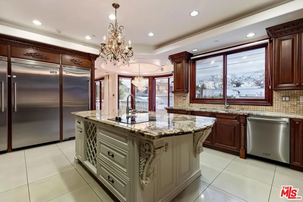 Kitchen Kitchen