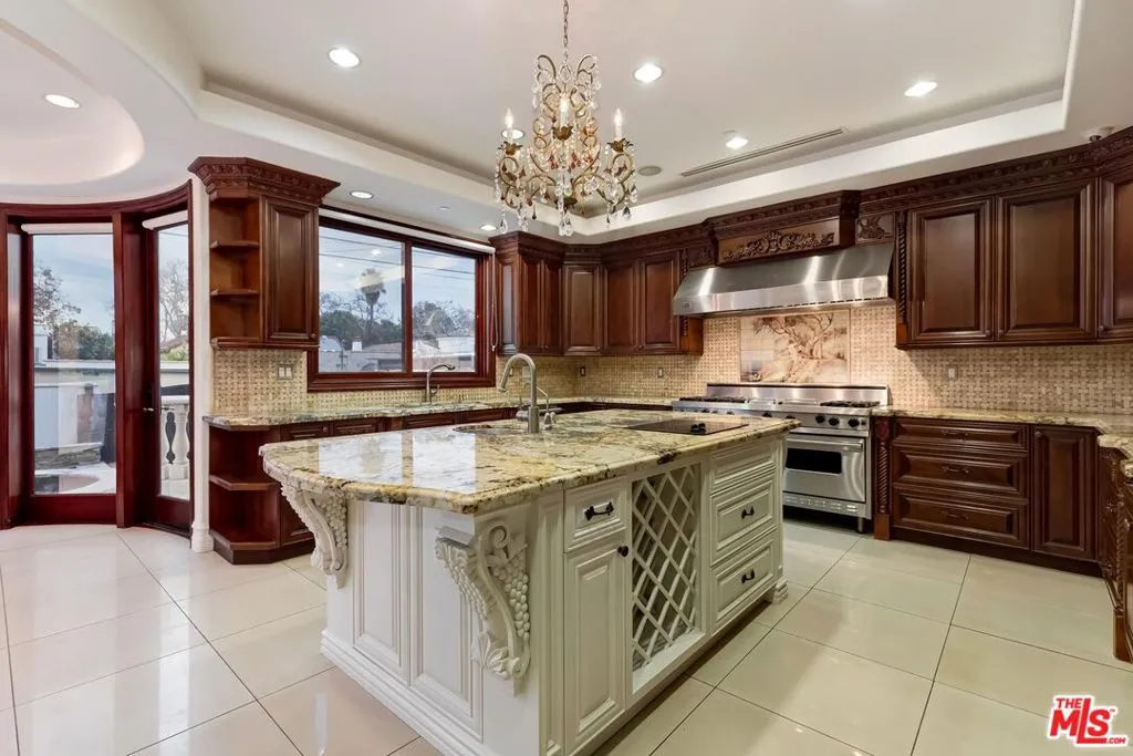 Kitchen Kitchen