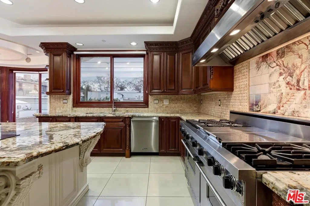 Kitchen Kitchen