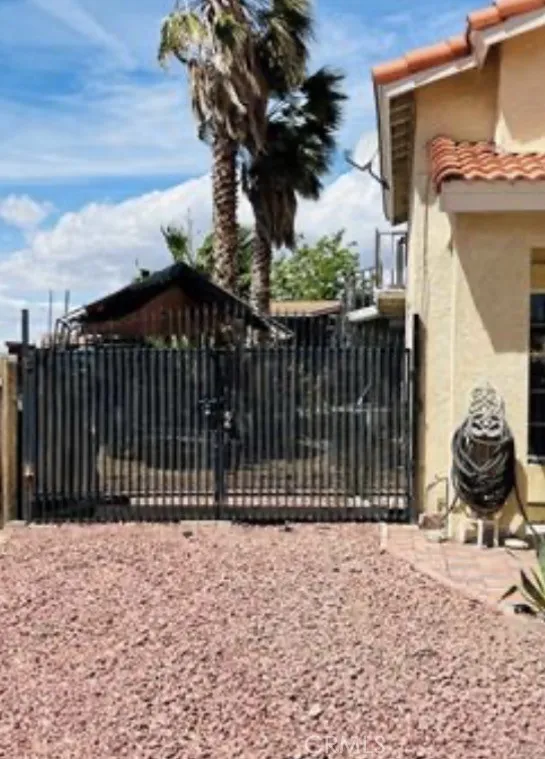 16960 Tusk Court, Victorville, California 92394 — photo 5