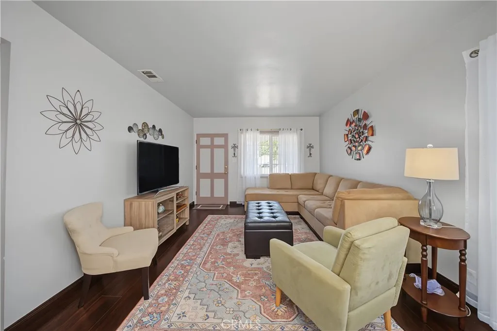 1938 Grier, Pomona, California 91766 — photo 4