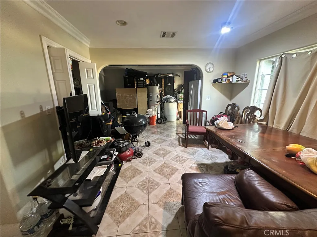 8903 S Denker, Los Angeles, California 90047 — photo 4