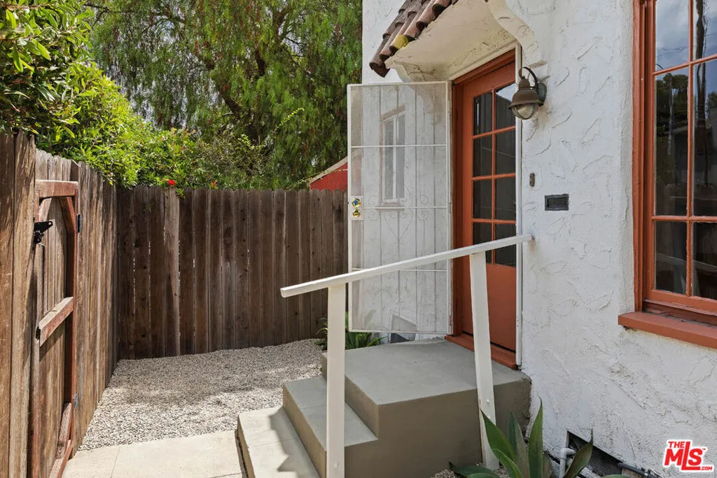 9202 National Boulevard, Los Angeles, California 90034 — photo 5