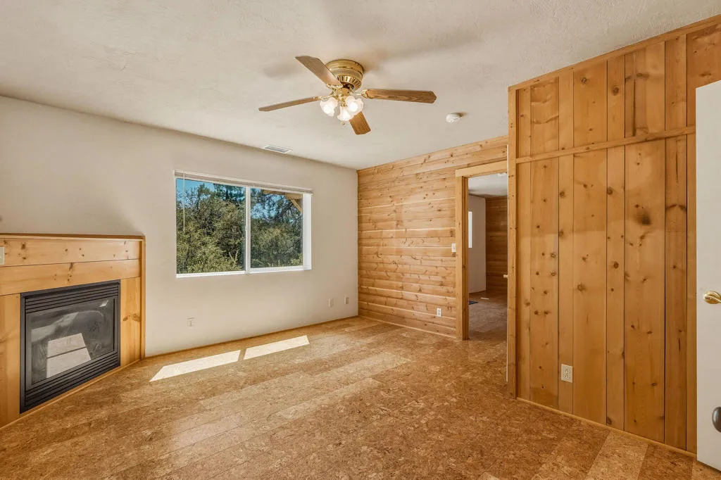 25265FosterLakeRd-43