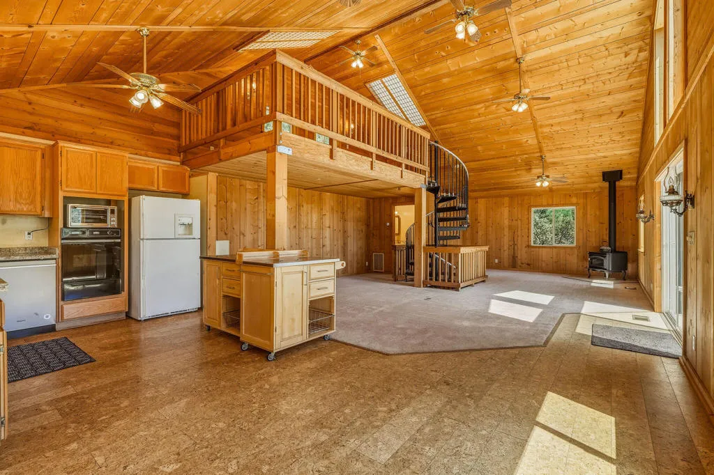 25265FosterLakeRd-9