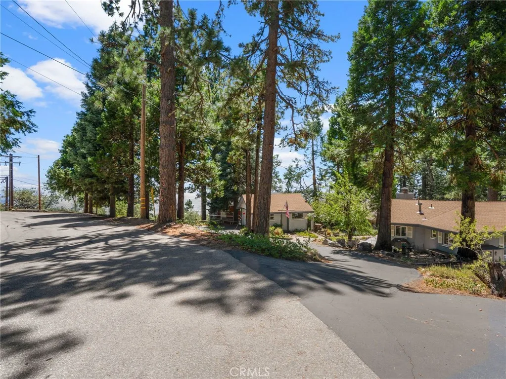 2578 Rim Of The World, Running Springs, California 92382 — photo 4