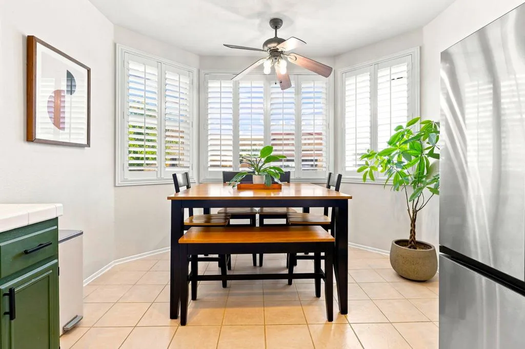 14-web-or-mls-6 Dining Area 1