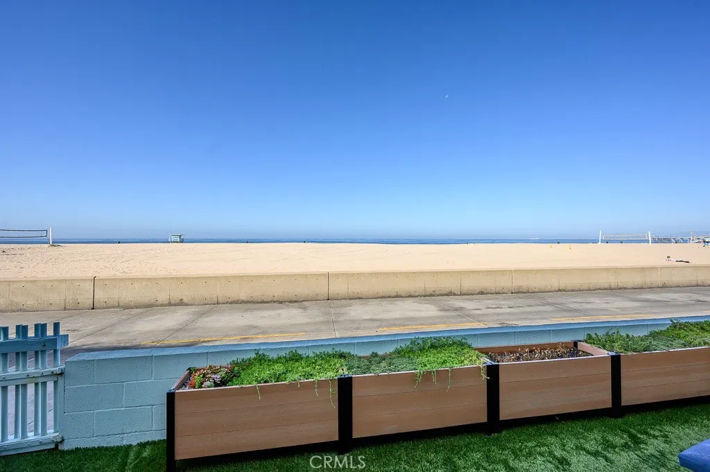 532 The Strand, Hermosa Beach, California 90254 — photo 4