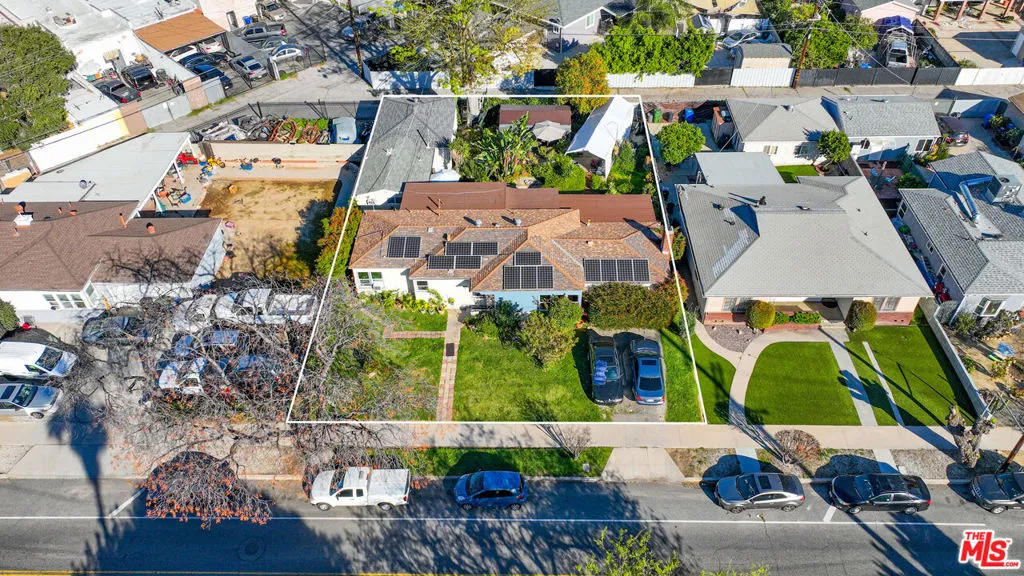 6254 Cahuenga Blvd
