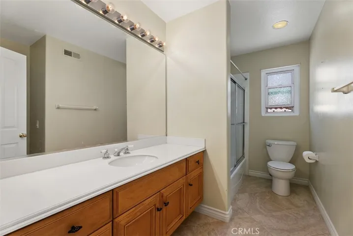 Upstairs bathroom
