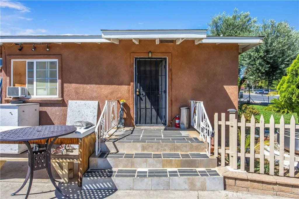 7609 El Cerrito Rd, Corona, California 92881 — photo 5