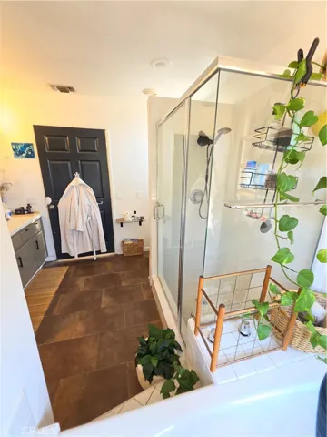 primary ensuite bathroom