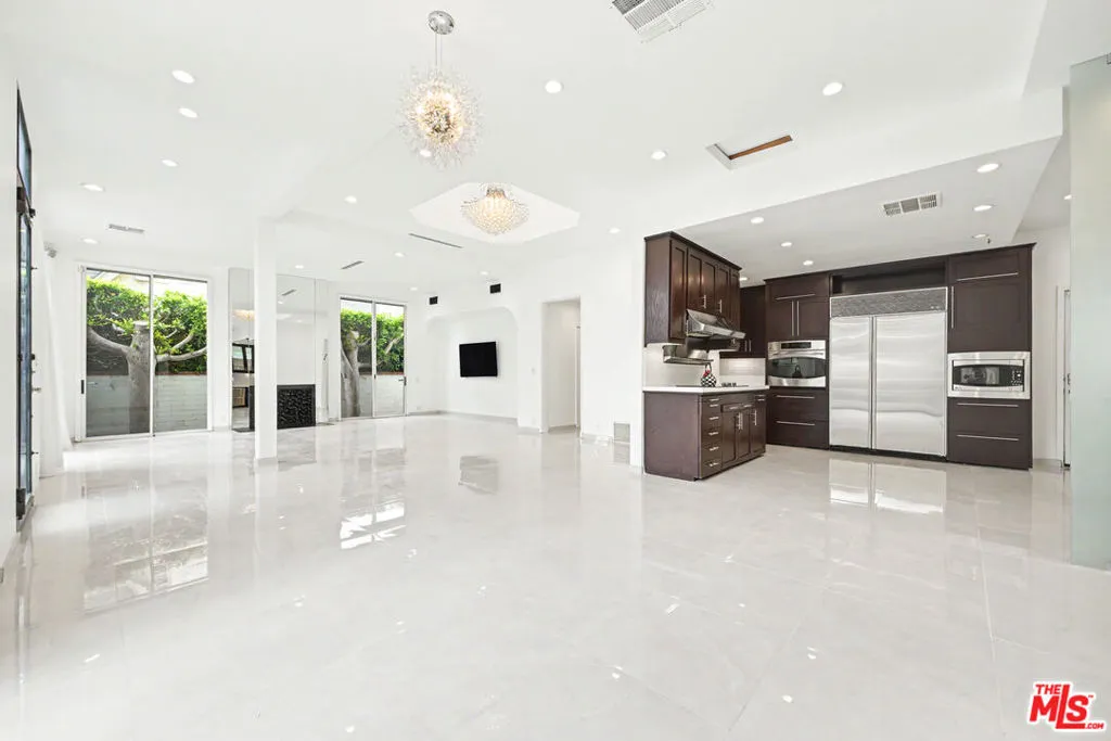 469 S Hamel Road, Los Angeles, California 90048 — photo 4