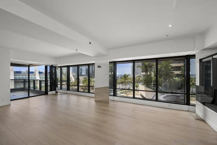 Virtually staged living and dining areashttps://zimg.paragon.ice.com/ParagonImages/Property/PA/SDMLS/260020295/1/120/90/488c4d6e324dd20a621e482ea78ddb29/3/c3061bf82dfe7b0c4461736263c0b092/260020295-642F6F23-683B-43CC-851D-6197AB93729B.JPG