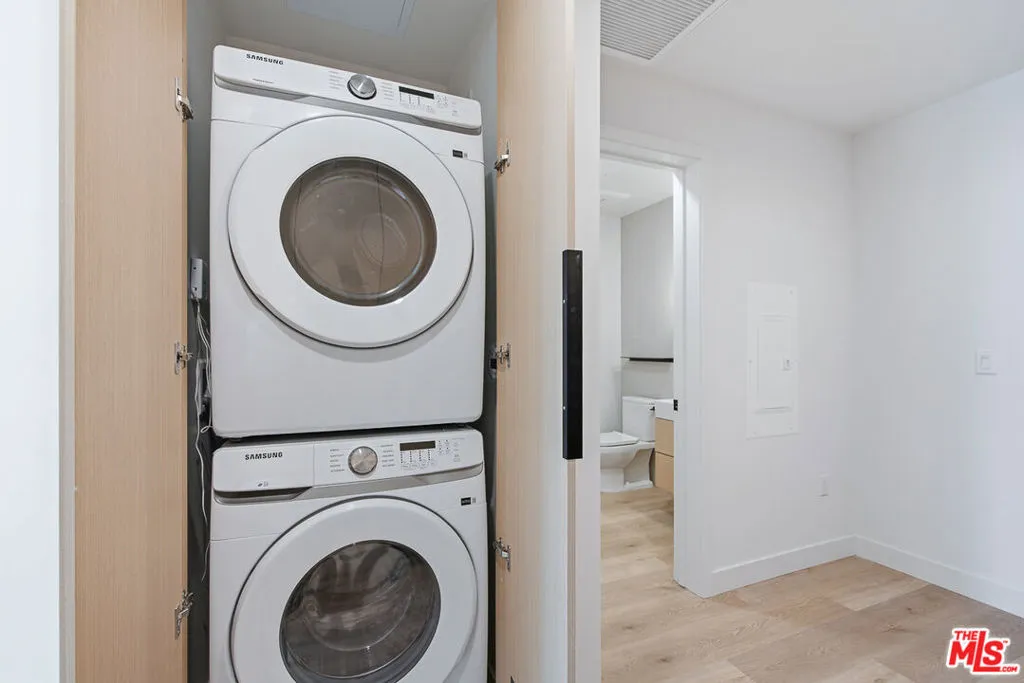 3555 Overland Avenue 504, Los Angeles, California 90034 — photo 4