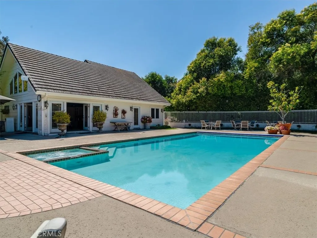 Pool House