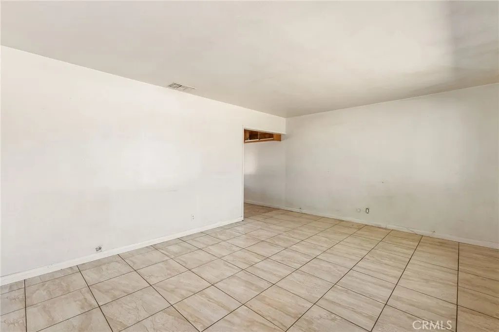1016 Webster, Redlands, California 92374 — photo 4