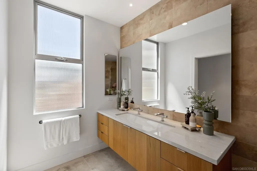 Primary Bath/Spa