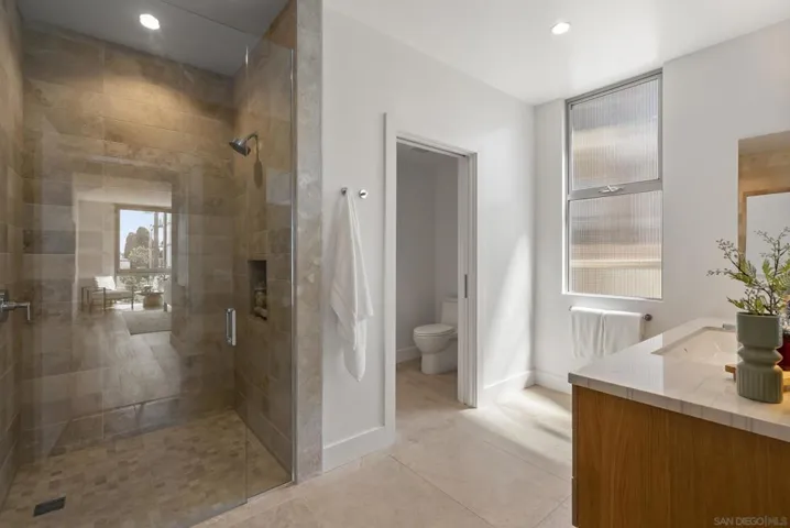 Primary Bath/Spa
